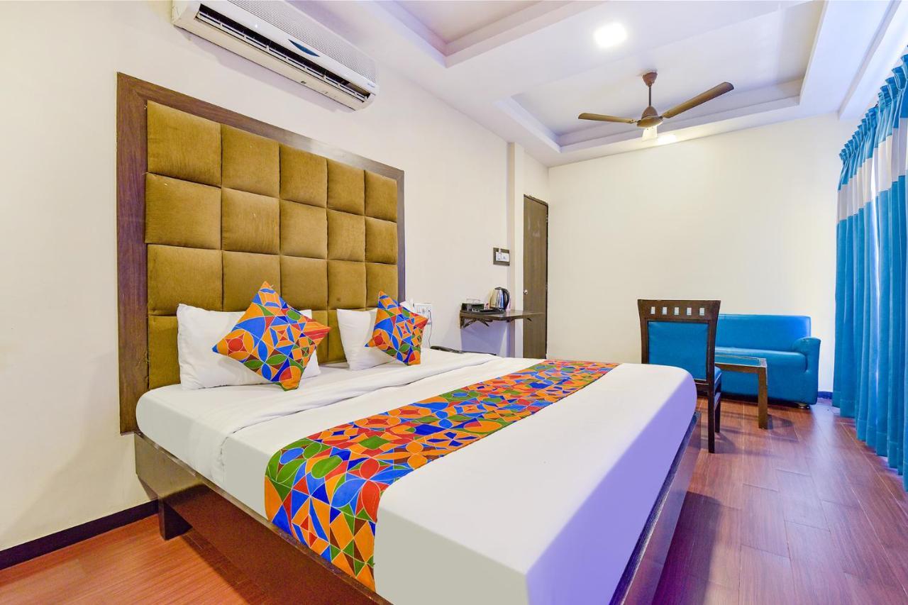 Fabhotel Telikos Silver - Amit Nagar Vadodara Exterior photo