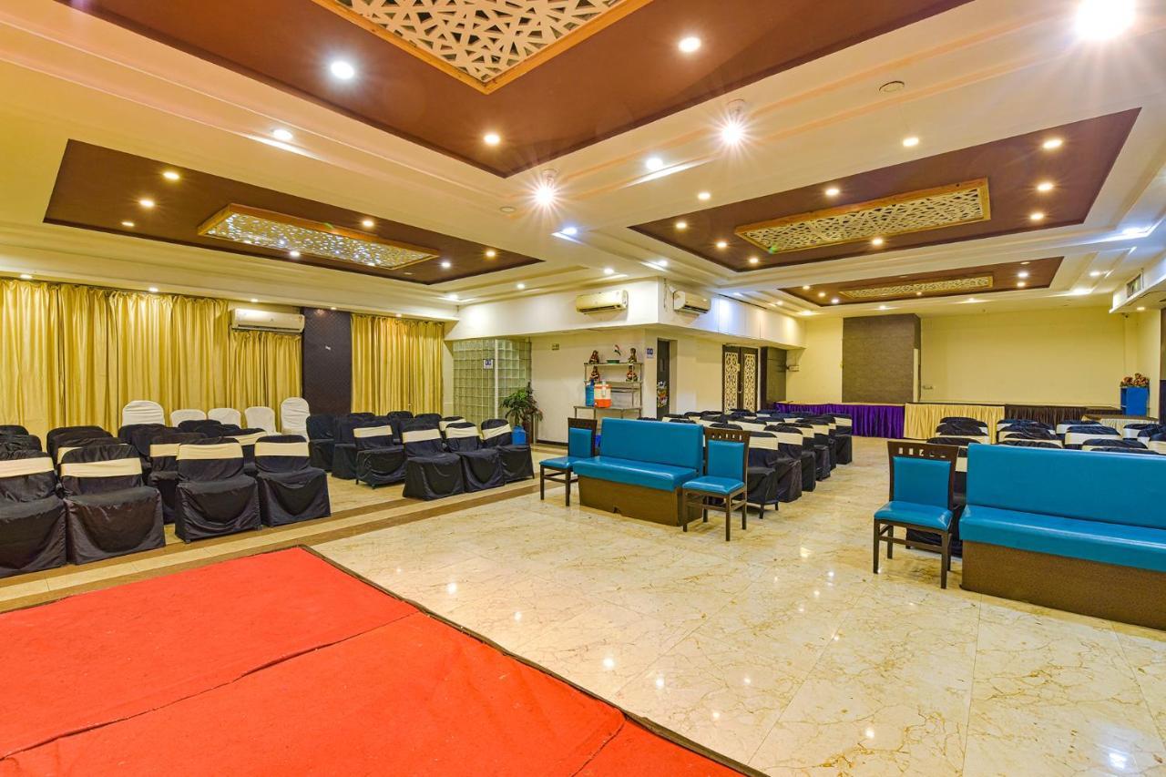 Fabhotel Telikos Silver - Amit Nagar Vadodara Exterior photo