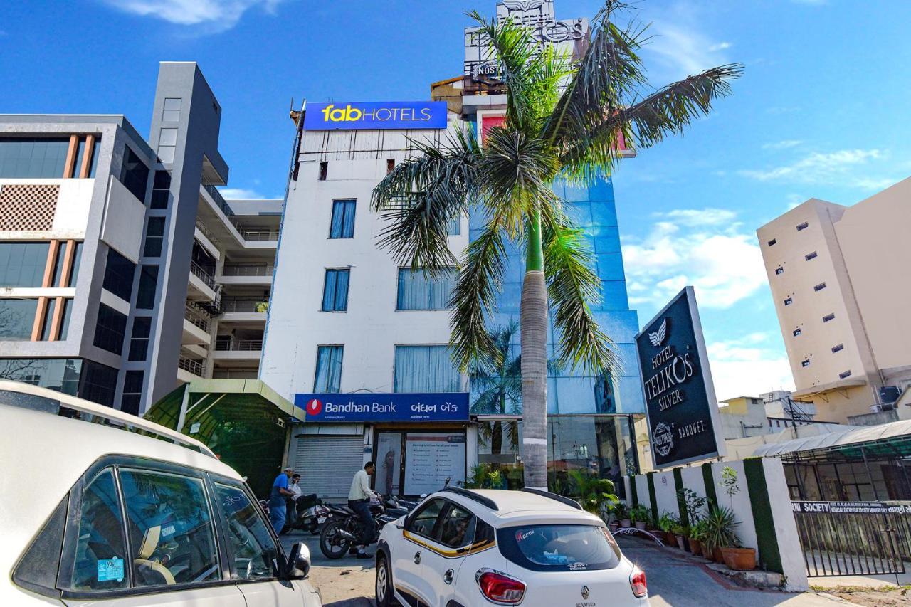 Fabhotel Telikos Silver - Amit Nagar Vadodara Exterior photo