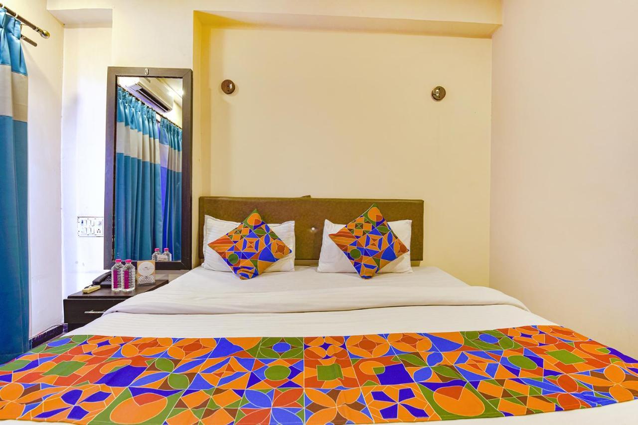 Fabhotel Telikos Silver - Amit Nagar Vadodara Exterior photo