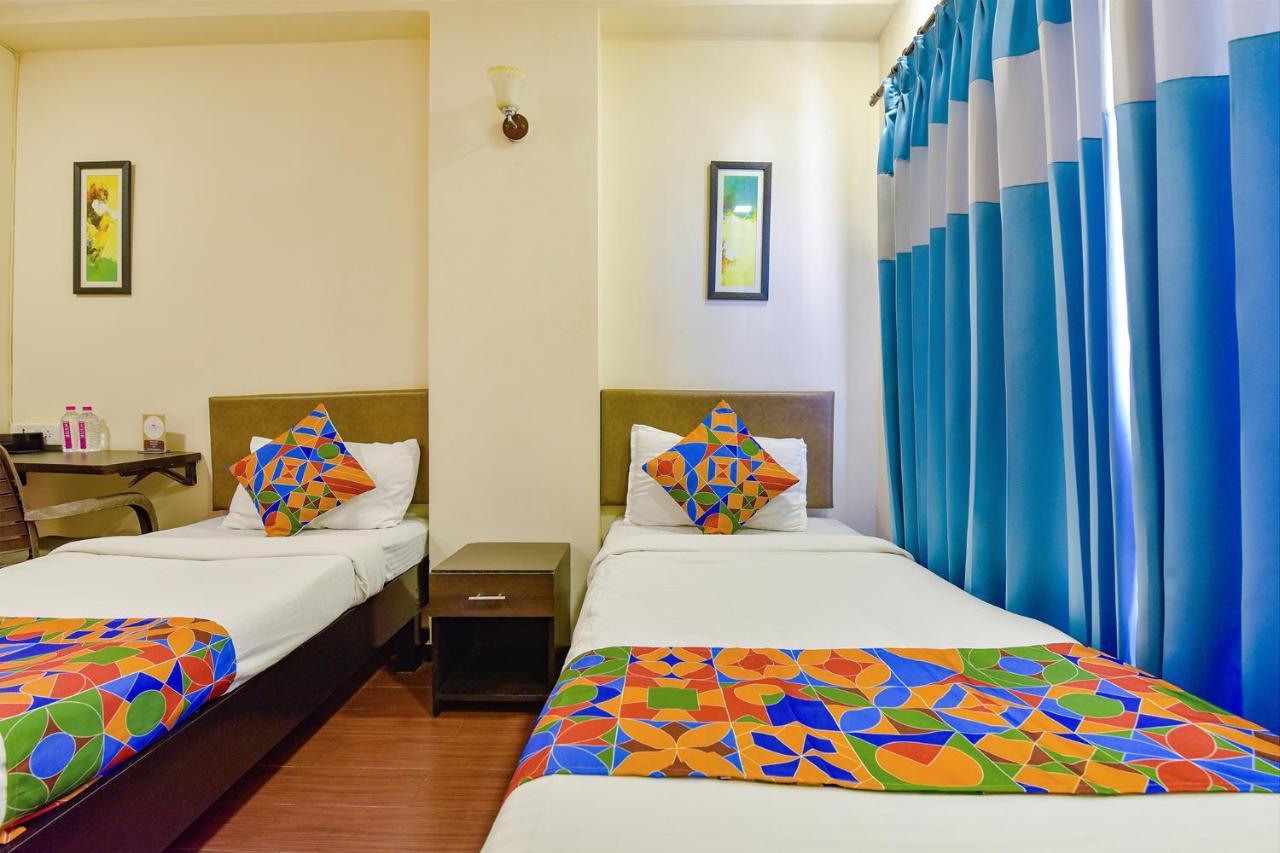 Fabhotel Telikos Silver - Amit Nagar Vadodara Exterior photo