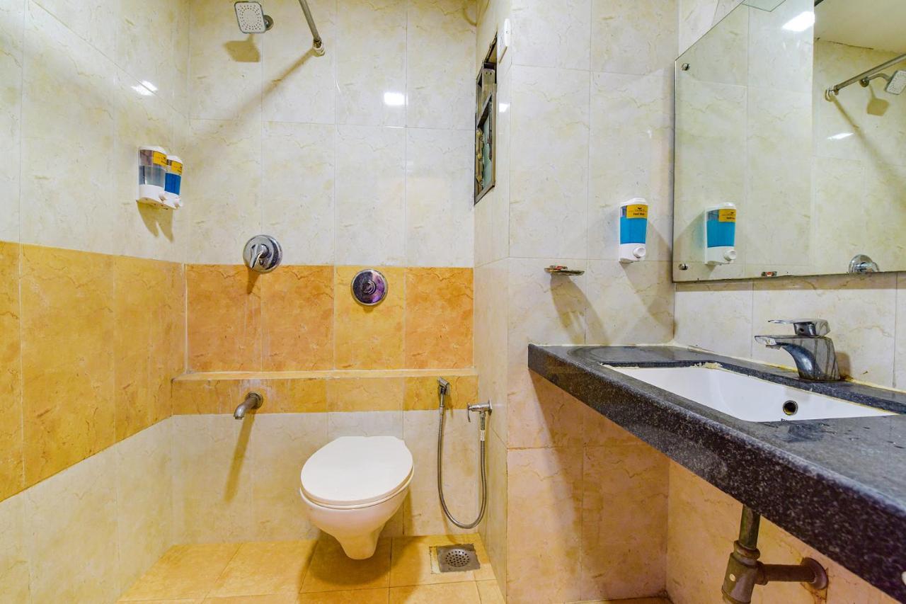 Fabhotel Telikos Silver - Amit Nagar Vadodara Exterior photo