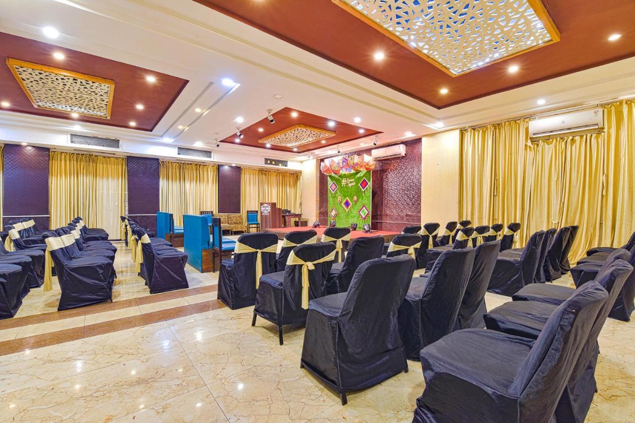 Fabhotel Telikos Silver - Amit Nagar Vadodara Exterior photo
